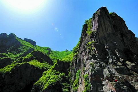 風景獨好，天路很火，有個地方風景卻不輸它