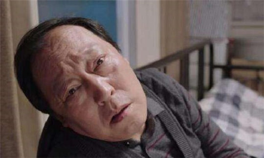 《都挺好》蘇大強居然背著家里人去買發(fā)電機組了，聊天記錄曝光